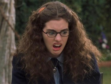 anne-hathaway-the-princess-diaries-shocked-face